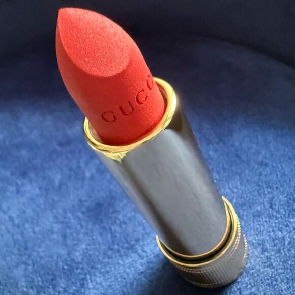 GUCCI GOLDIE RED LIPSTICK | MATTE FINISH | NEW - Picture 5 of 17